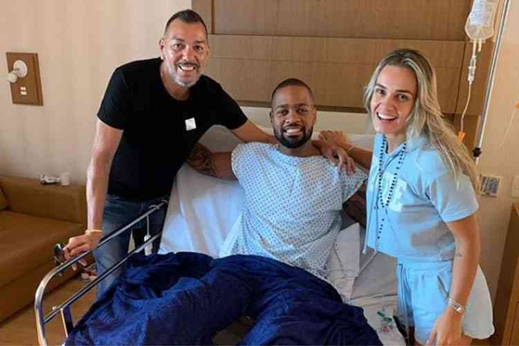 Ded, do Cruzeiro, passa por cirurgia no joelho e deve retornar aos gramados em seis meses